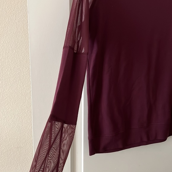 Fizz and Eddie size small purple sweater with mesh sleeves - Picture 6 of 7